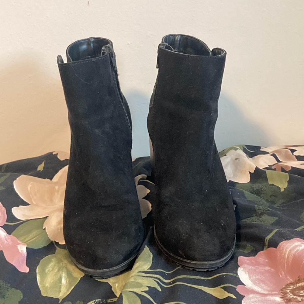 Ankle boots